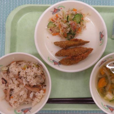 給食