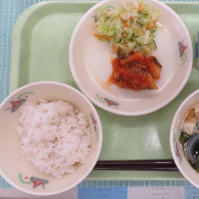 給食