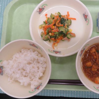 給食