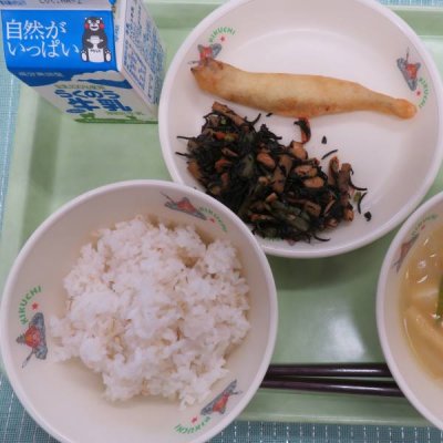給食