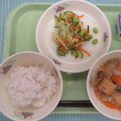 給食