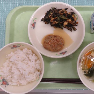 給食