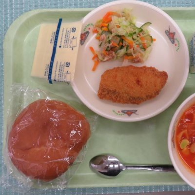 給食