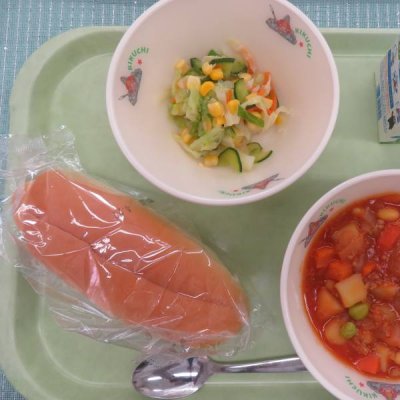 給食