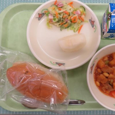 給食