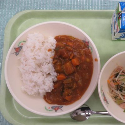 給食