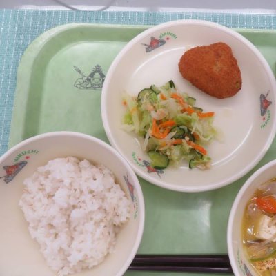 給食