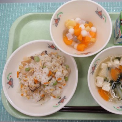 給食