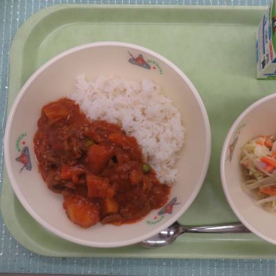給食