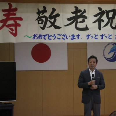 １